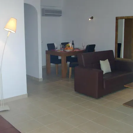 Apartment Stunning 1-bed In Olhos De Agua *