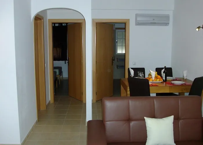 Stunning 1-bed In Olhos De Agua Appartamento Albufeira