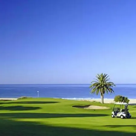 Stunning 1-bed In Olhos De Agua